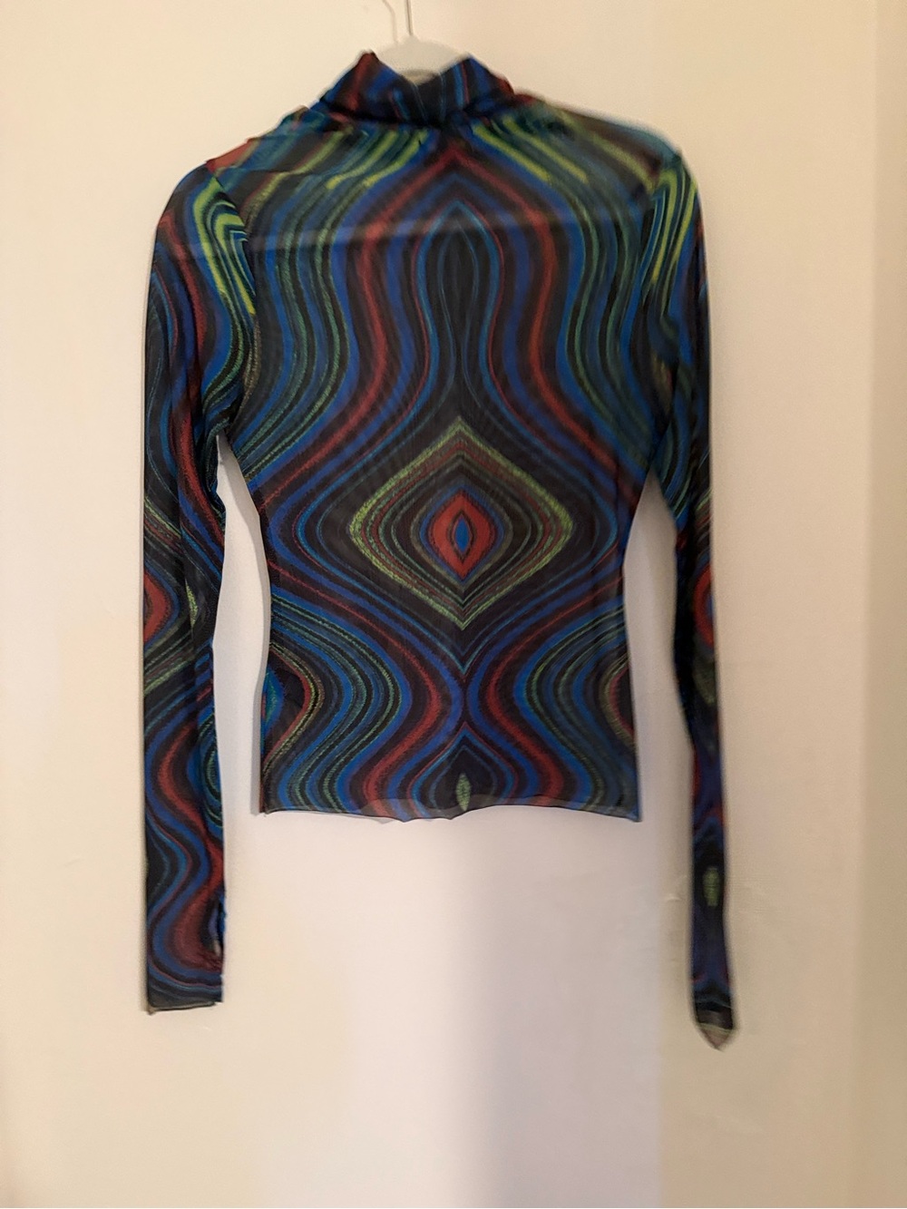 ZADIE TOP
AFRM
Color: Electric Swirl
Size: M